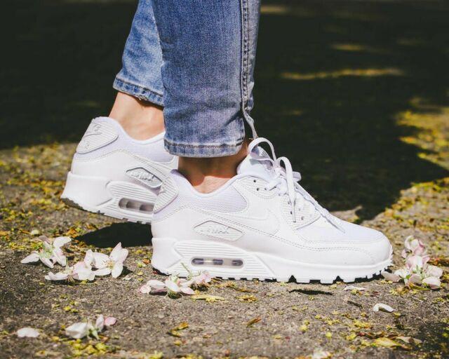 Nike air sales max white mesh