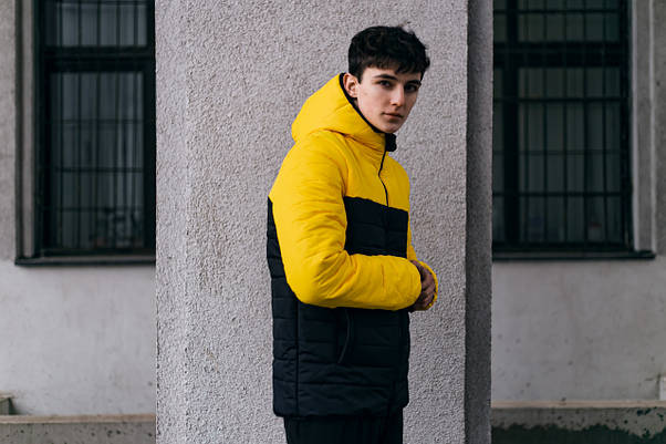 Демісезонна Куртка "Temp" бренду Intruder (жовта - чорна), фото 3