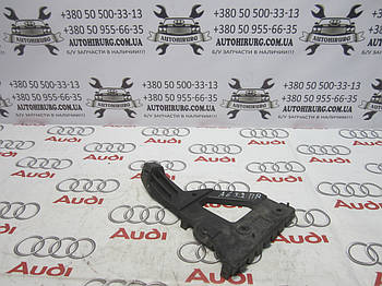 Права напрямна переднього бампера AUDI A6 C6 (4F0807228)