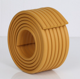 Захисна стрічка на кути меблів і стін ребриста Світло коричнева (00071)