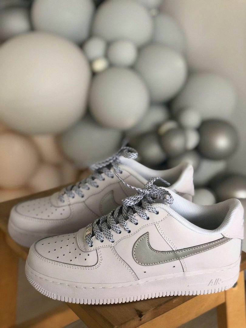 Кроси Nike Air Force жіночі. Кросівки Найк Аір Форс чорні. Кросівки жіночі Найк