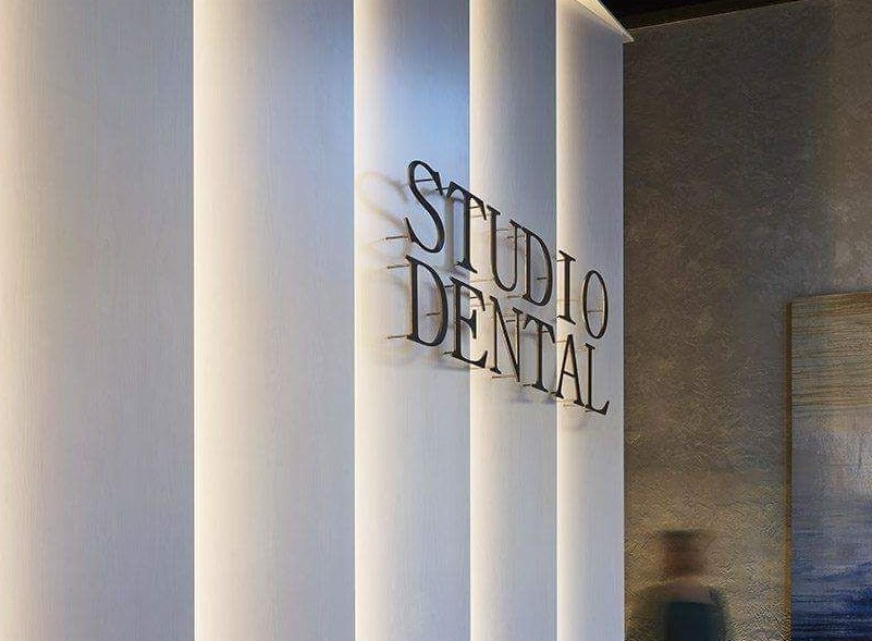 Вивіска Studio Dental