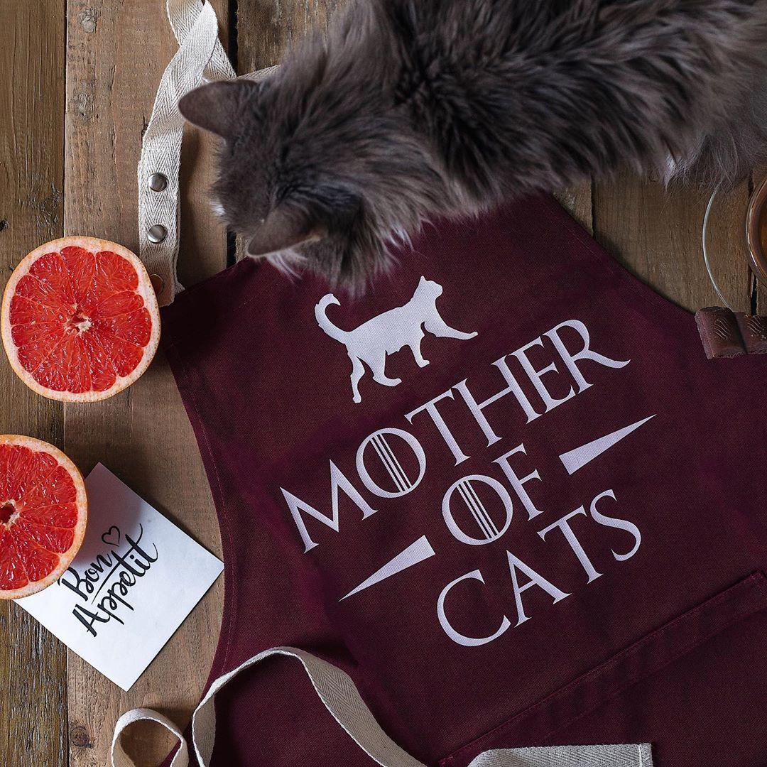 Фартух для приготування їжі з написом "Mother of cats"