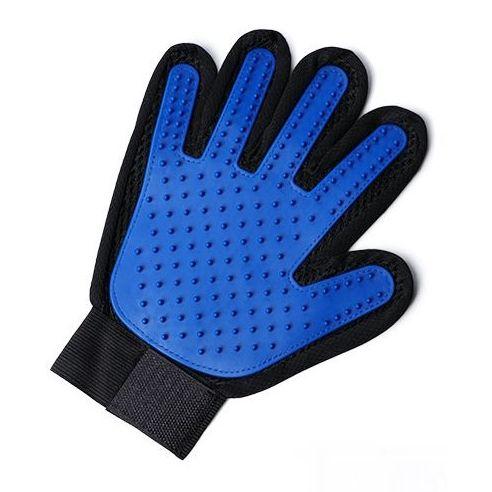 Рукавичка для вичісування шерсті True Touch Blue