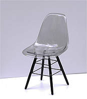 Стул Nik Q BK Carbon дымчатый акрил, черные буковые ножки, Eames DSW Chair transparent