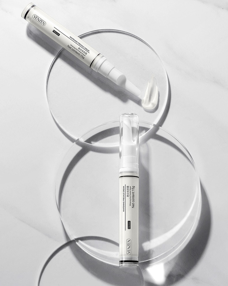 Освітлюючий крем для обличчя і тіла для точкового нанесення VENZEN Whitening Freckle Cream (15мл)
