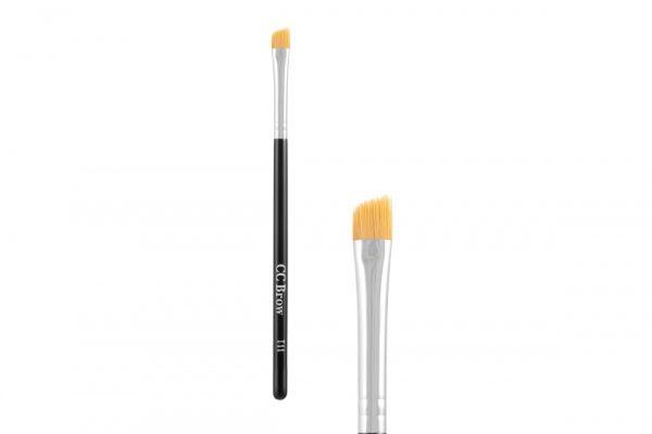 CC Brow T11. Пензлик для фарбування брів, скошений.