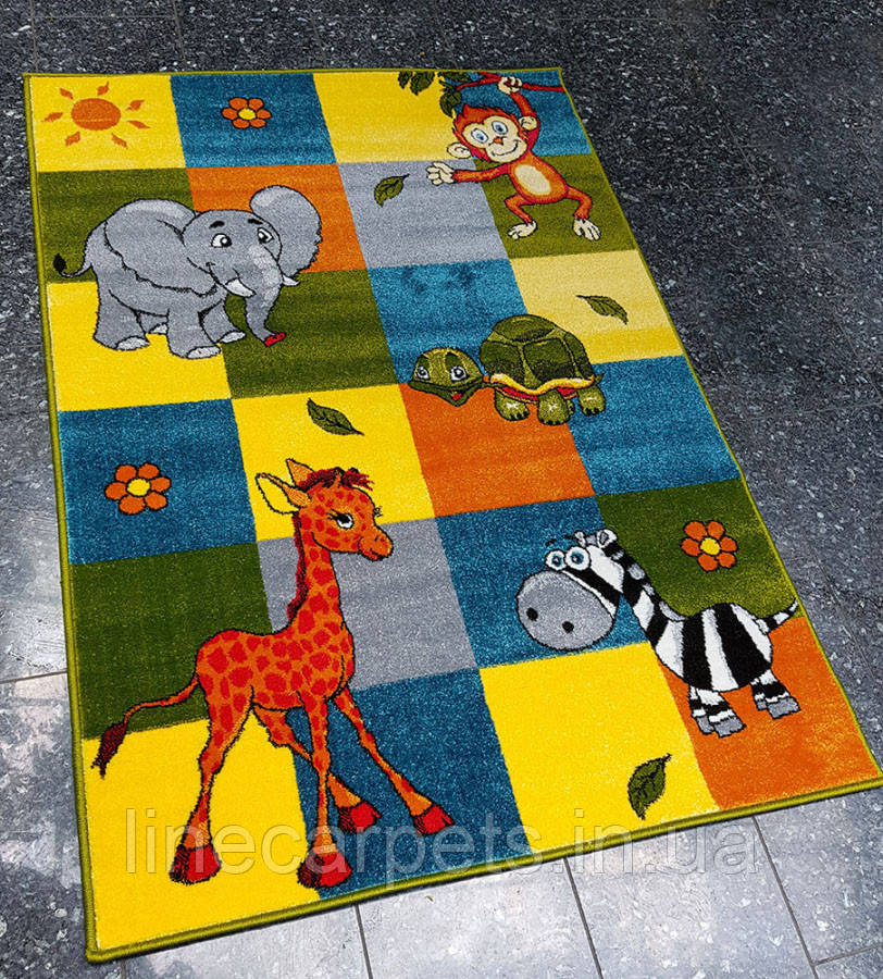 Дитячий килим із тваринами