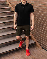 Чоловічий річний комплект чорне поло і хакі шорти з кишенями на липучках