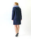 Жіноче демісезонне двоколірне пальто з капюшоном — 2182, фото 9