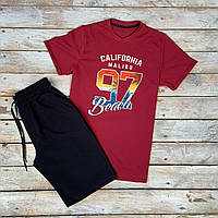 Мужской летний комплект бордовая футболка с принтом "CALIFORNIA" и чёрные шорты