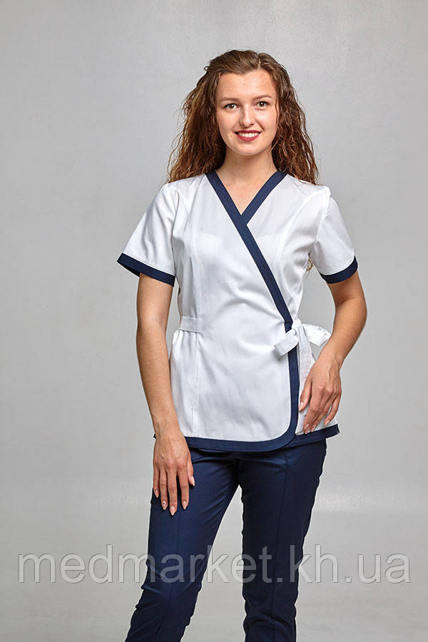 Костюм медичний Азалія ELIT COTTON з звуженими штанами. Білий/темно-синій