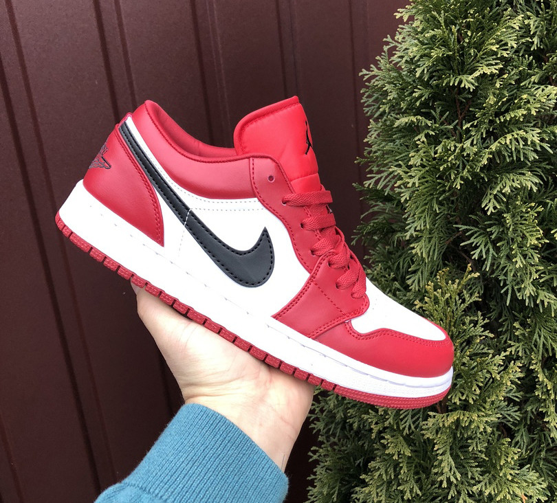 Чоловічі спортивні кросівки Nike Air Jordan 1 Low шкіряні червоні з білим