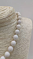 Намисто з білого корала