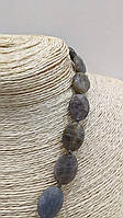 Кольє з каменю лабрадор