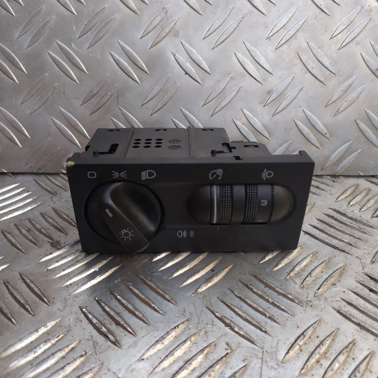 Купить Переключатель света фар Volkswagen Golf 3, Transporter T4 ...