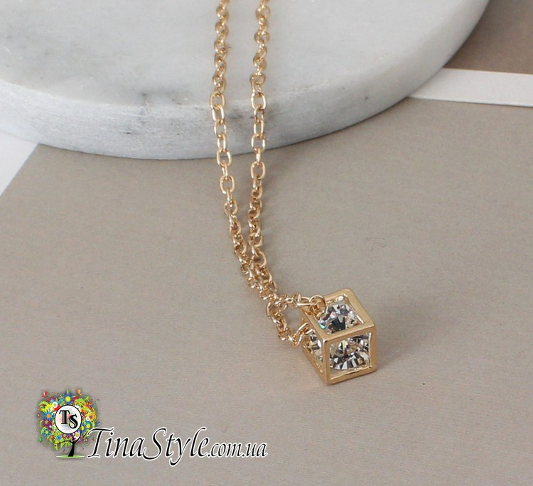 Підвіска кулон куб кубик з кристалом в середині Тривимірна гірський кришталь геометрія стрази Шарм, фото 1