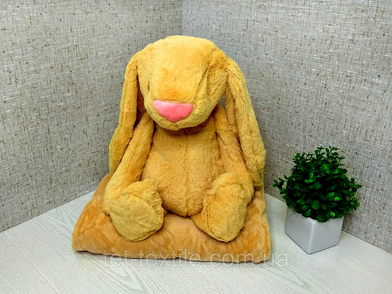 М'яка іграшка з пледом усередині "Зайчик" рудий