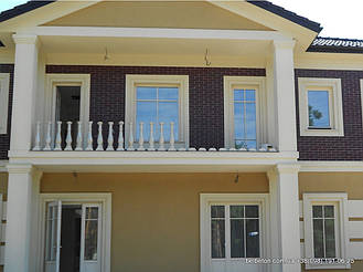 Благодаря своей технологии мрамор из бетона, после установки балюстрада не требует каких-либо дополнительных 

обработок, таких как покраска или шпаклевка. Материал изделий обладает равномерной текстурой и подходит для разных 

климатических усло