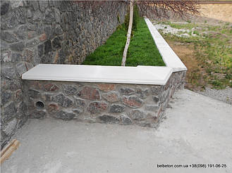 Наши балюстрады и балясины не требуют какого-либо специфического ухода благодаря своей технологии мрамор из 

бетона. По своей красоте и прочности не уступают натуральному камню. Наши изделия способны облагородить любой 

интерьер загородного дом