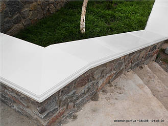 В данной работе была применена белая балюстрада с балясинами, сделанными по технологии мрамор из бетона.  Срок 

службы изделий  не менее 25 лет под открытым небом. Наши балясины и балюстрады обладают высокой прочностью и 

плотность.