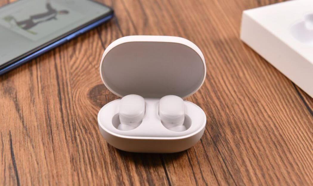 Навушники Xiaomi Redmi AirDots True Wireless Bluetooth Headset белые ZBW4409CN