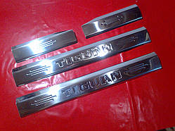 Накладки на пороги на пластик Volkswagen Tiguan 2007-2015