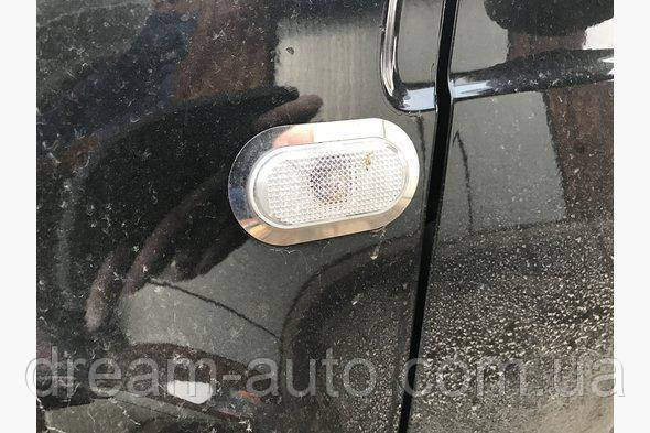Накладки на повторювачі повороту Renault Sandero 2008-2012