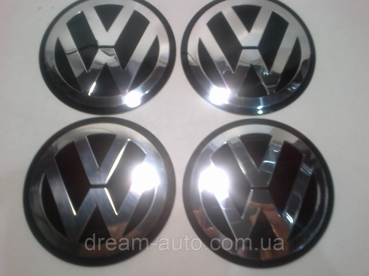 Наклейка выпуклая на колпачок диска Volkswagen 120 мм