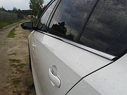 Хром молдинг скла Volkswagen Polo 2001-2009