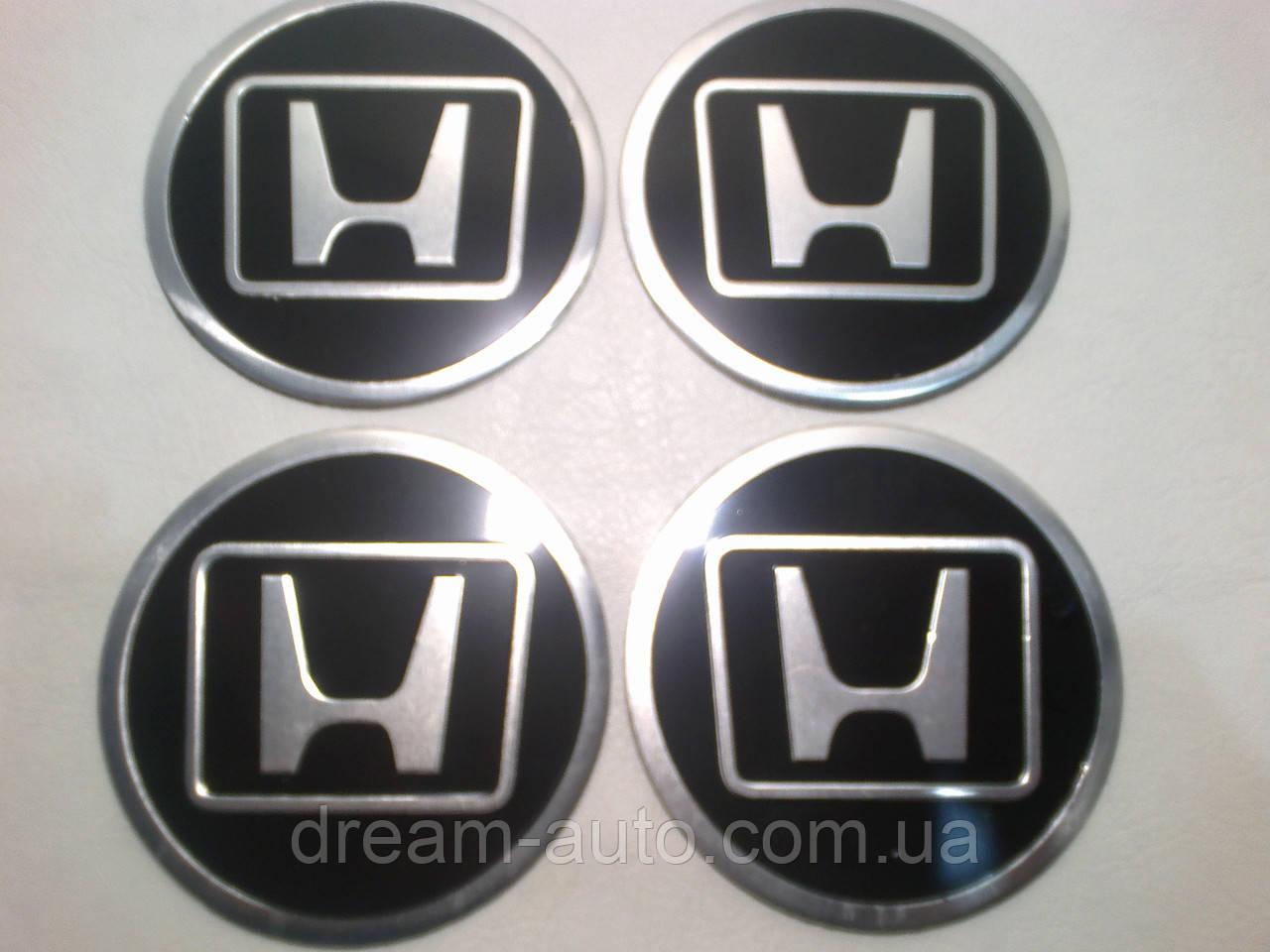 Наклейка на ковпак диска Honda 68 мм, фото 1