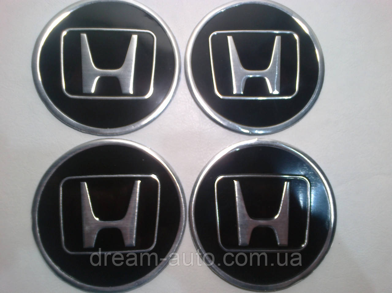Наклейка на ковпак диска Honda 90 мм