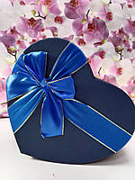 Подарочная коробочка в форме сердца синяя 21,5x19,5x9cm с крышкой с большим бантом