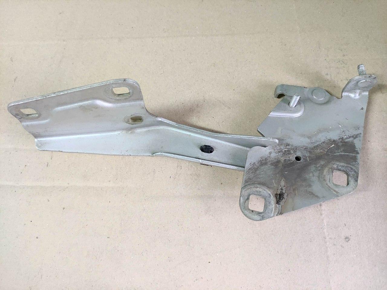 Петля капота ліва Renault Megane 3, 2008-2016, 654010003R (Б/У), фото 1
