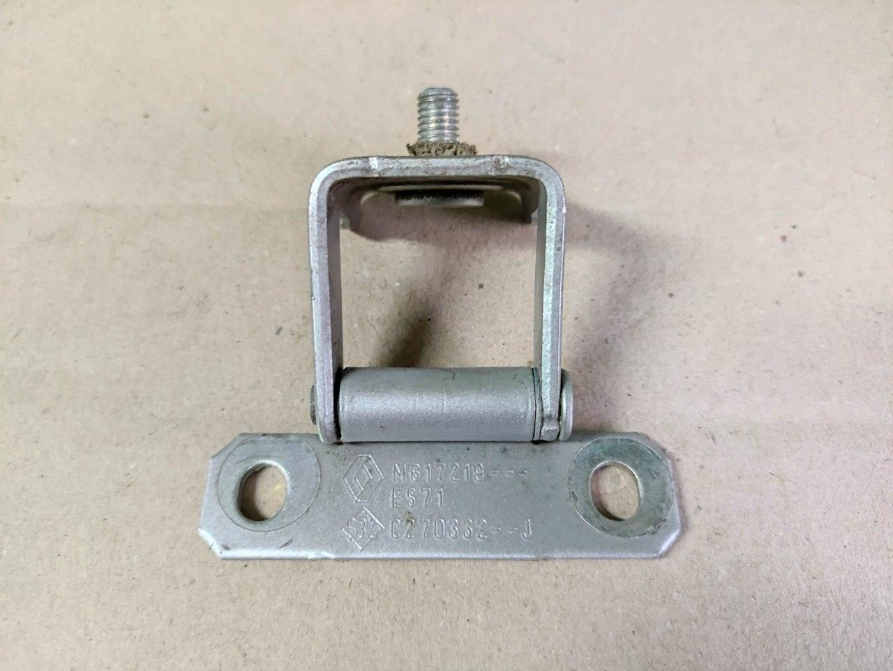 Петля кришки багажника Renault Megane 3, 2008-2016, 844011903R (Б/У)