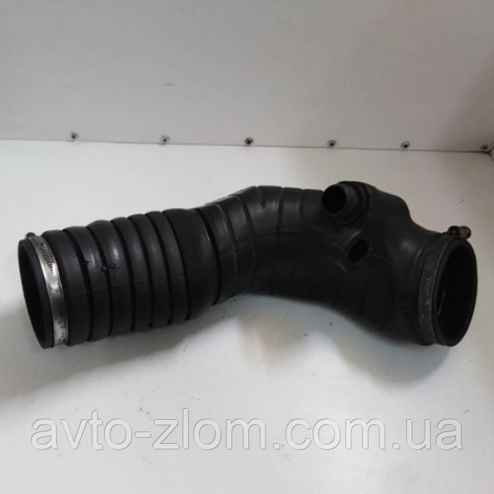 Патрубок повітряного фільтра Volkswagen Passat B3, Пассат Б3 2,0i. 357129627R., фото 1