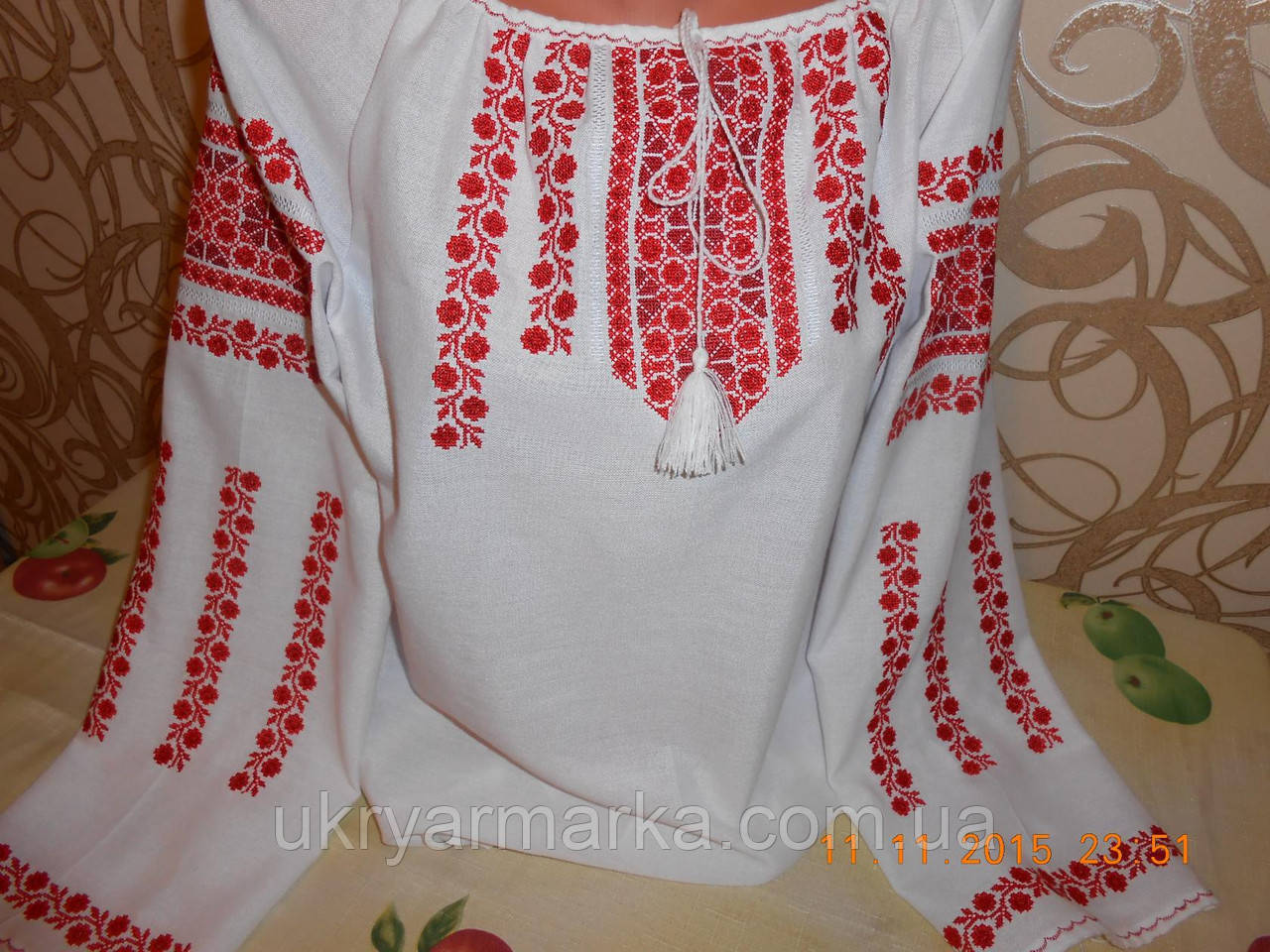Жіноча вишивана блузка "Вінок"