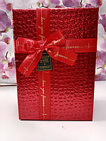 Подарочная коробочка прямоугольная красная лаковая с крышкой с бантом под кожу крокодила