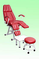 Педикюрно-косметологическое кресло КП-3 с подставкой