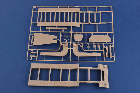 КрАЗ-6446 (с полуприцепом МАЗ / ЧМЗАП-5247Г). Сборная модель в