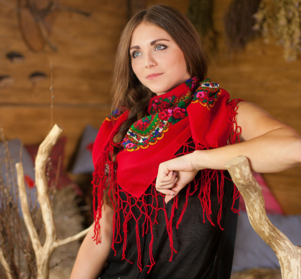 Молодіжна українська хустка для дівчат (90х90см, червона, 100%-акрил)