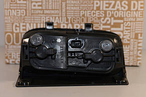 Renault (Original) 8200968070 — задній протитуманний ліхтар (L) Renault Trafic 2, Opel Vivaro А, фото 4