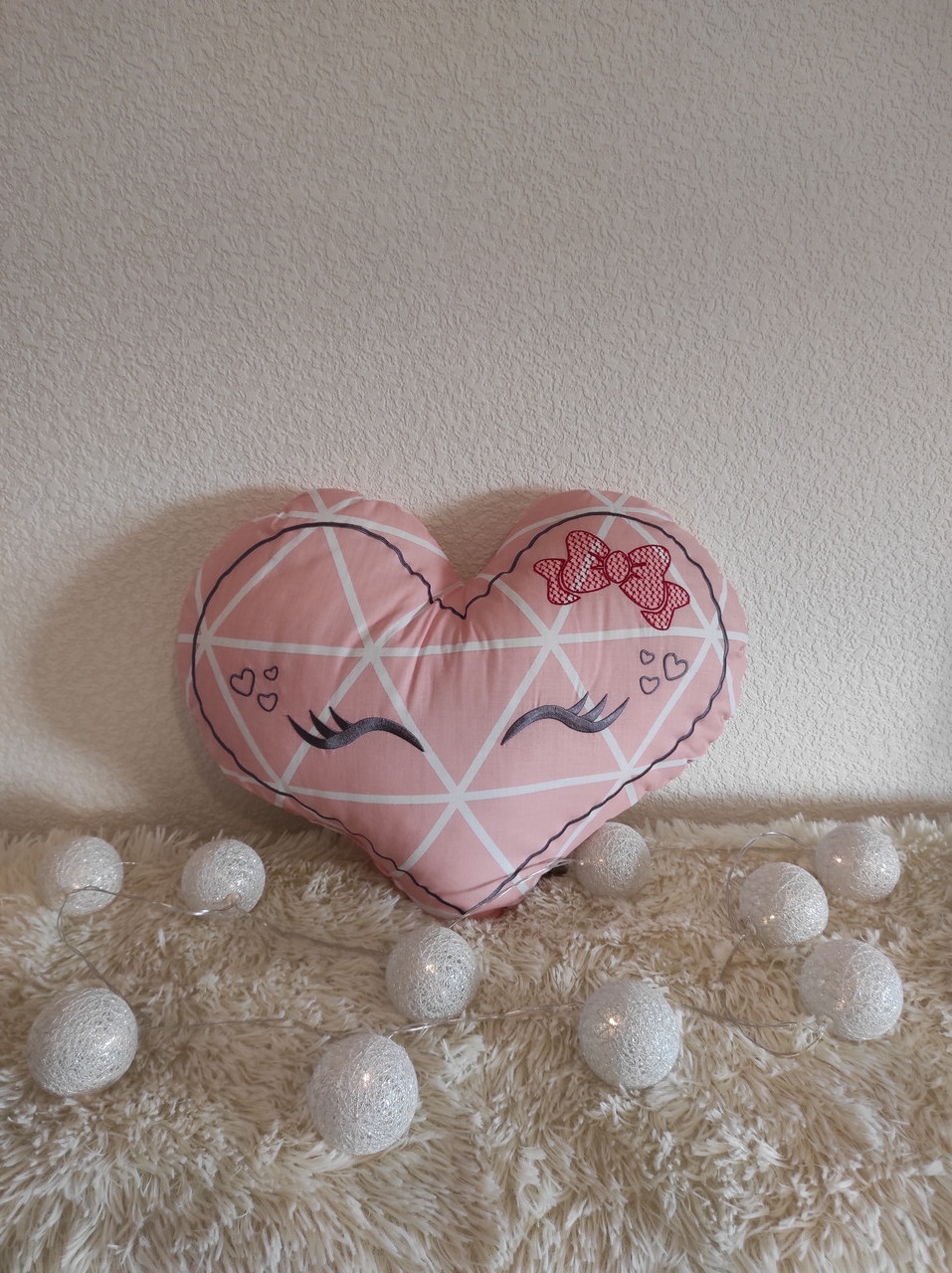 Подушка сердечко дівчинка !