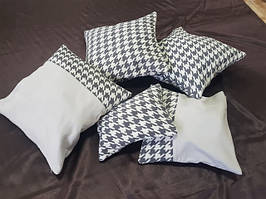 Подушки абстракція, клітка, смужка, зигзаг