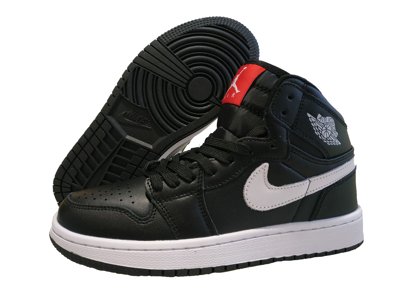 Кросівки баскетбольні Jordan Retro 1