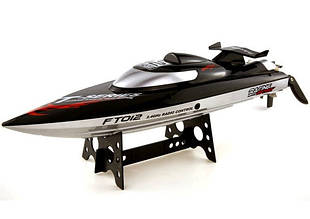 Катери, яхти, судомоделі