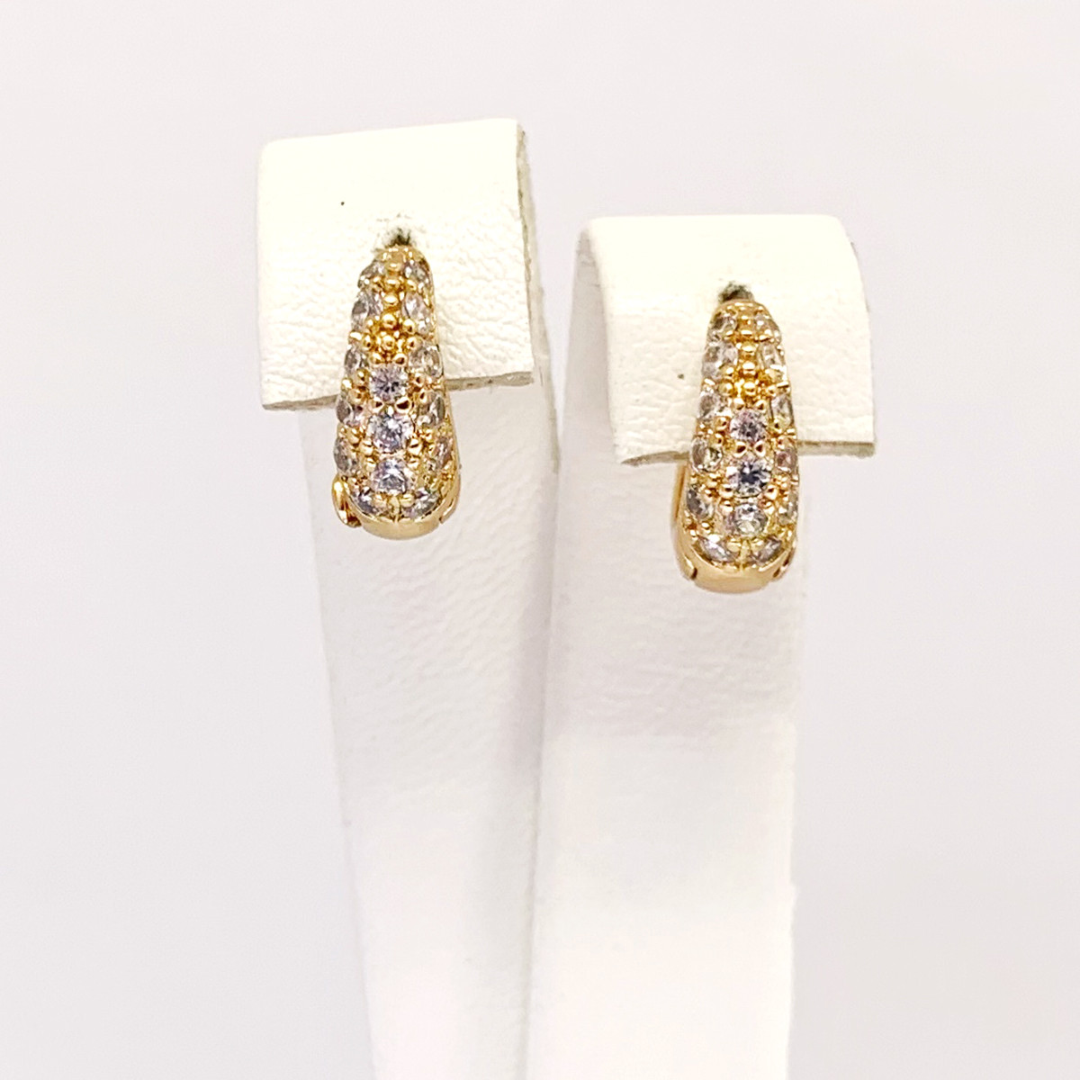 Сережки Xuping з медичного золота, білі фіаніти, позолота 18К, 25089