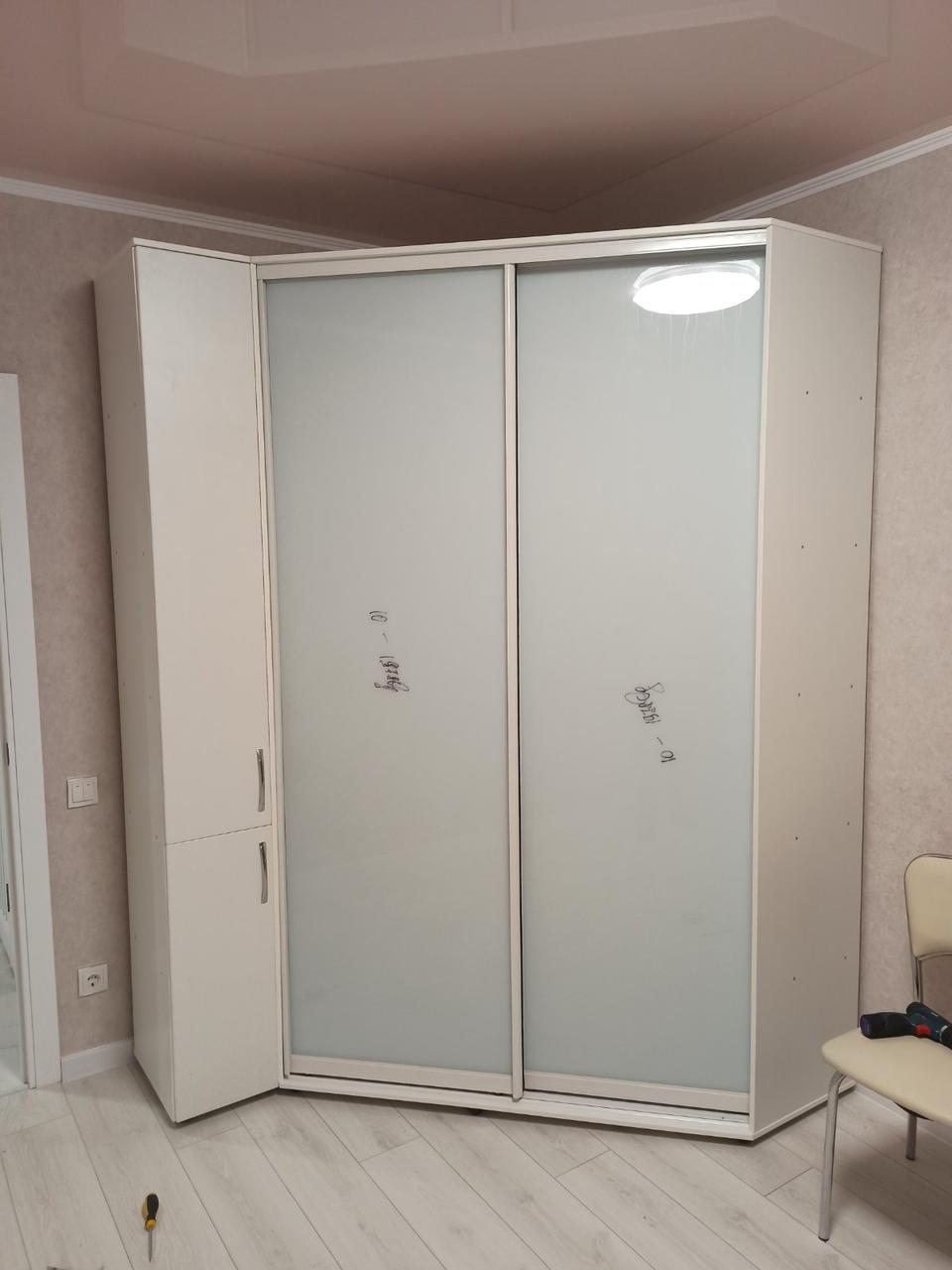 Шафа-купе кутова 1400х1400х2100 Влабі купити в Україні, фото 1
