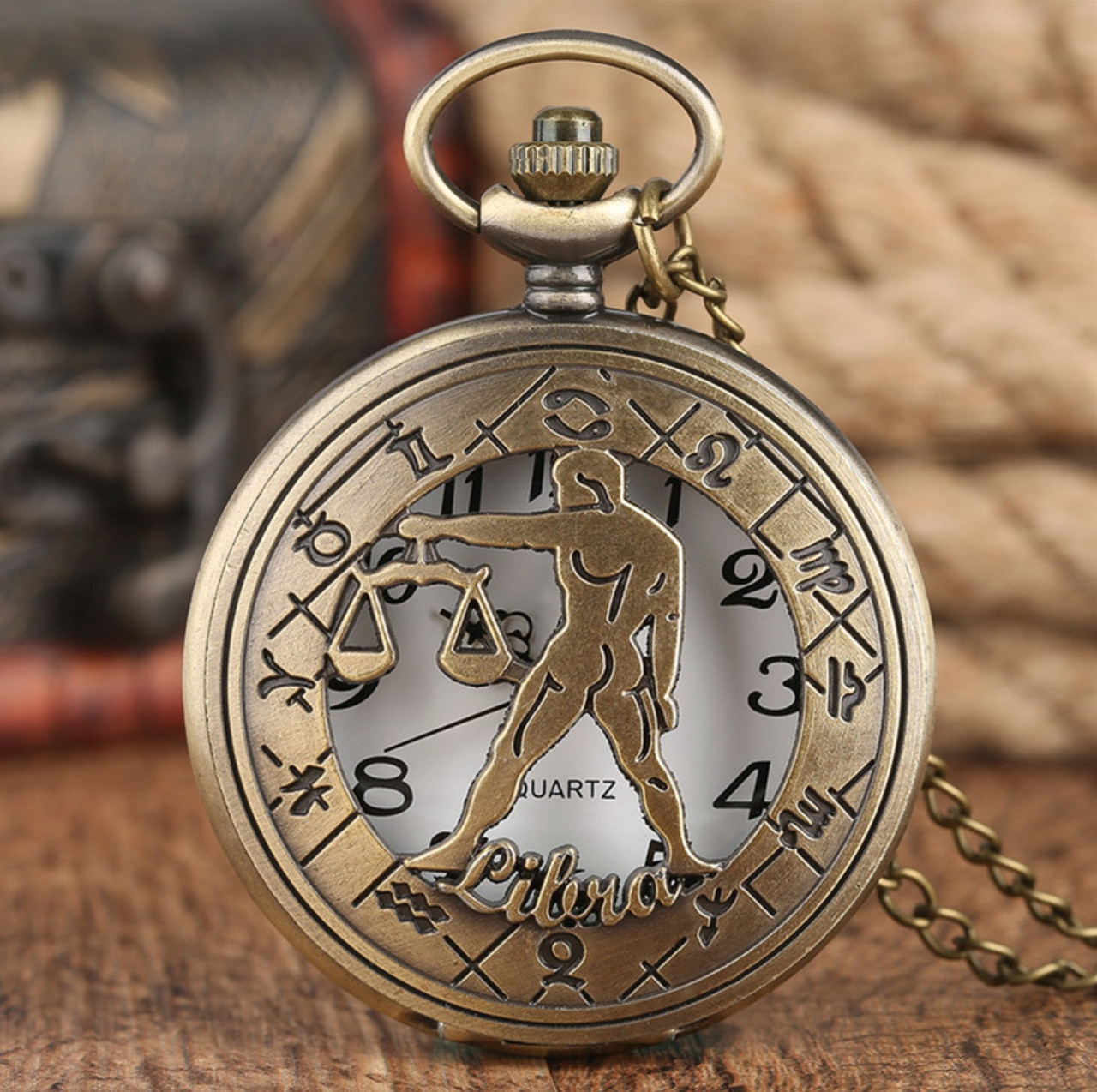 Карманные часы на цепочке знак Зодиака Весы