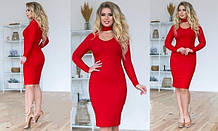 Жіноче плаття червоне